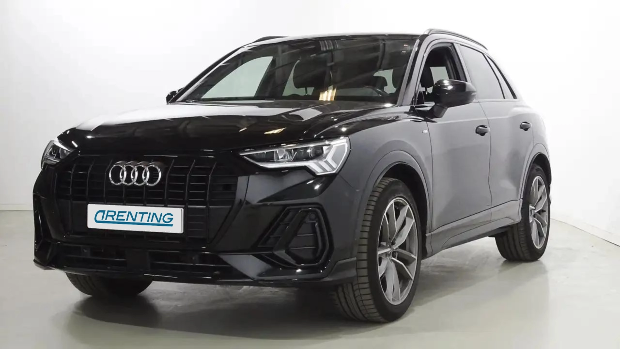 Renting Audi Q3 35 TFSI Black line S tronic Negro