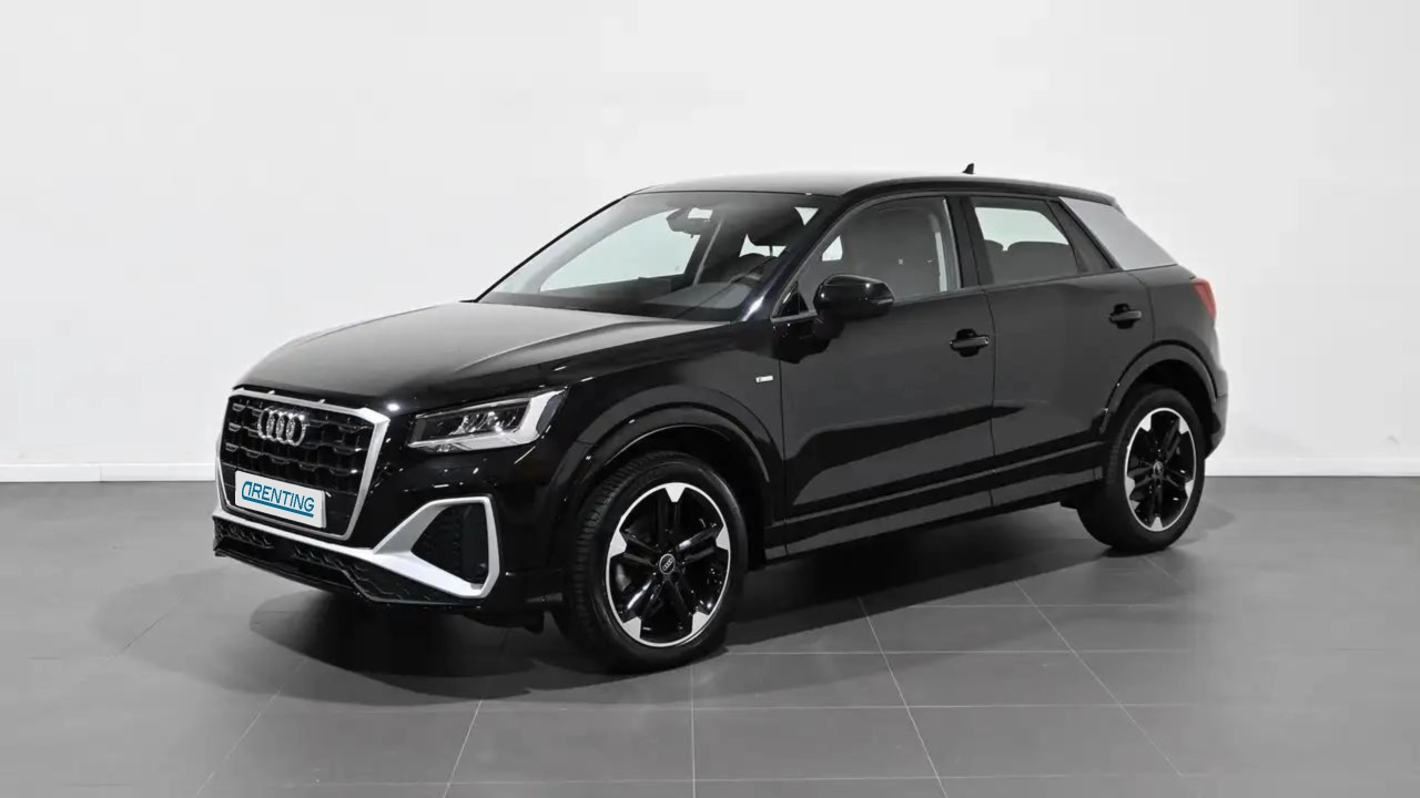 Renting Audi Q2 35 TFSI S line S tronic 110kW Negro 1