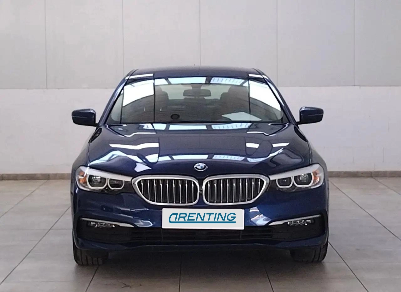 Renting BMW 520 520d Azul