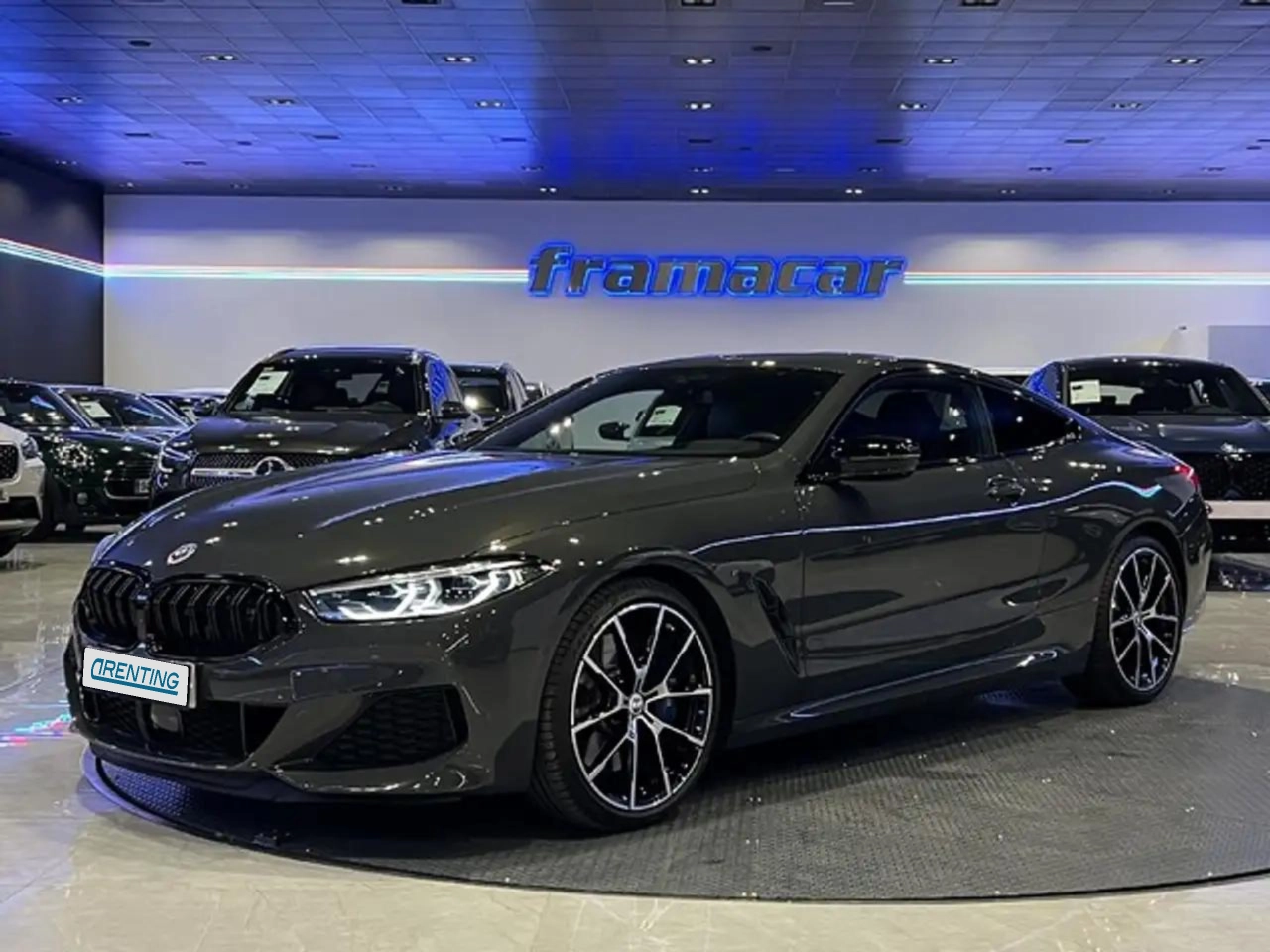 Renting BMW 840 840d Coupé xDrive Gris