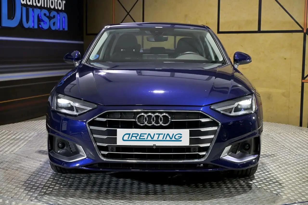 Renting Audi A4 Advanced 30 TDI 100kW 136CV S tronic Azul