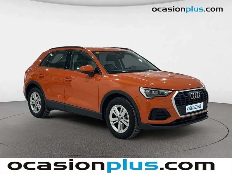 Renting AUDI Q3 35 TFSI S tronic