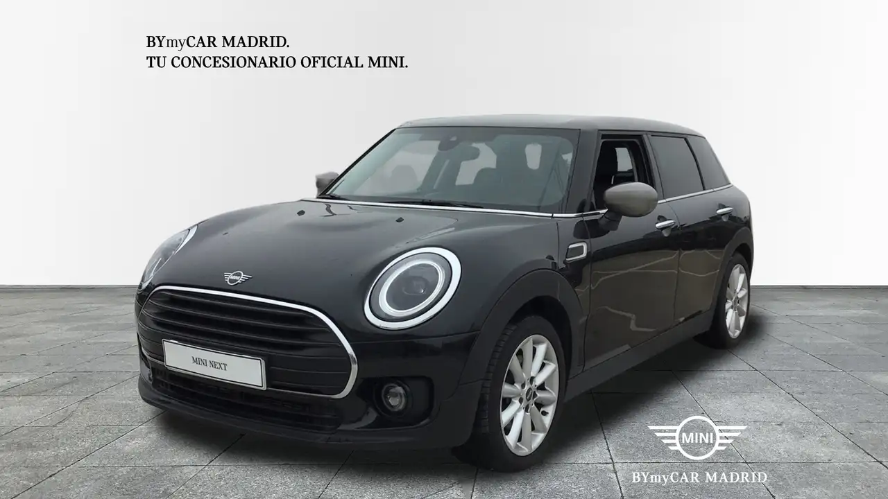 Renting MINI Cooper Aut. Negro 1 1