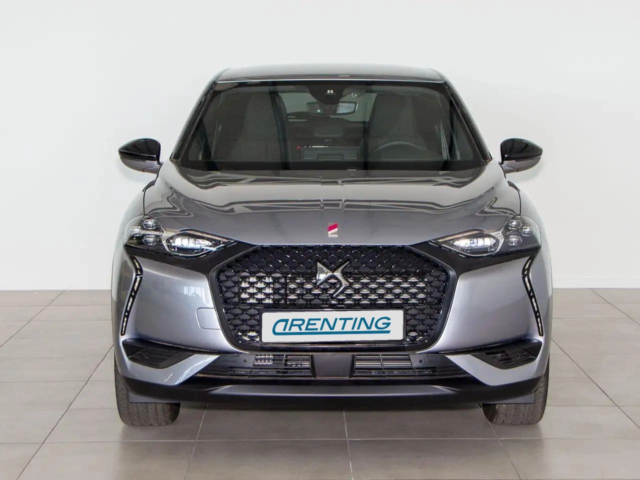 Renting DS Automobiles DS 3 Crossback BlueHDi Performance Line 130 Aut. Gris 1 2