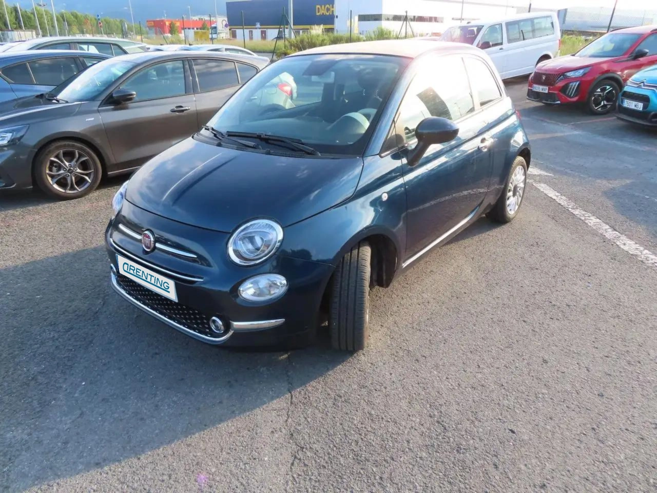 Renting Fiat 500C C Dolcevita 1.0 Hybrid 51KW (70 CV) Azul