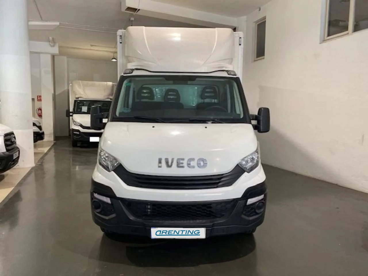 Renting Iveco Daily Chasis Cabina 35C16 3750 160cv PLATAFORMA ELEVADORA