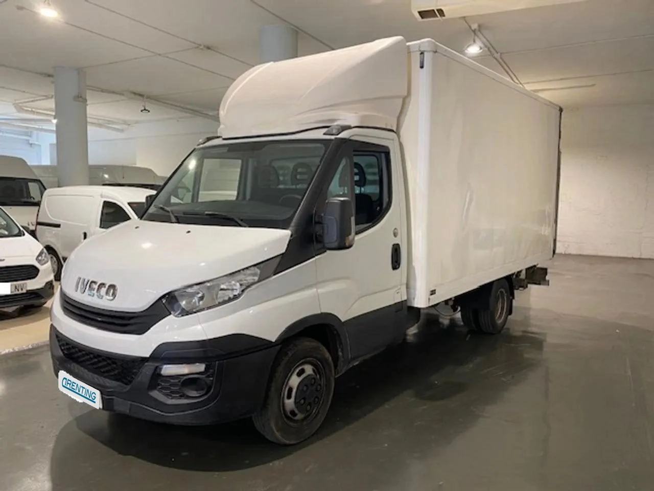 Renting Iveco Daily Chasis Cabina 35C16 3750 160cv PLATAFORMA ELEVADORA 1