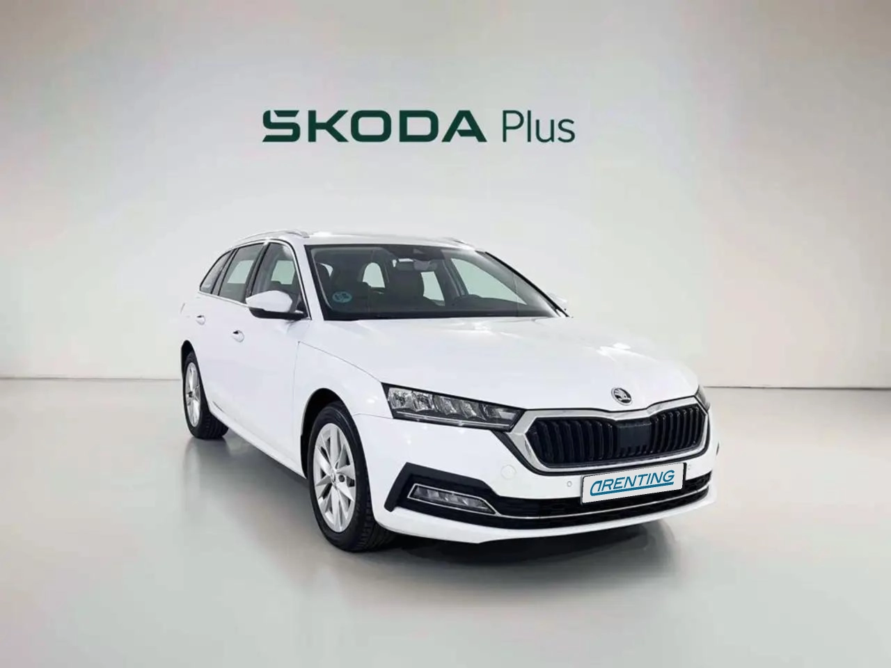 Renting Skoda Octavia Combi 2.0TDI Selection 85kW Blanco