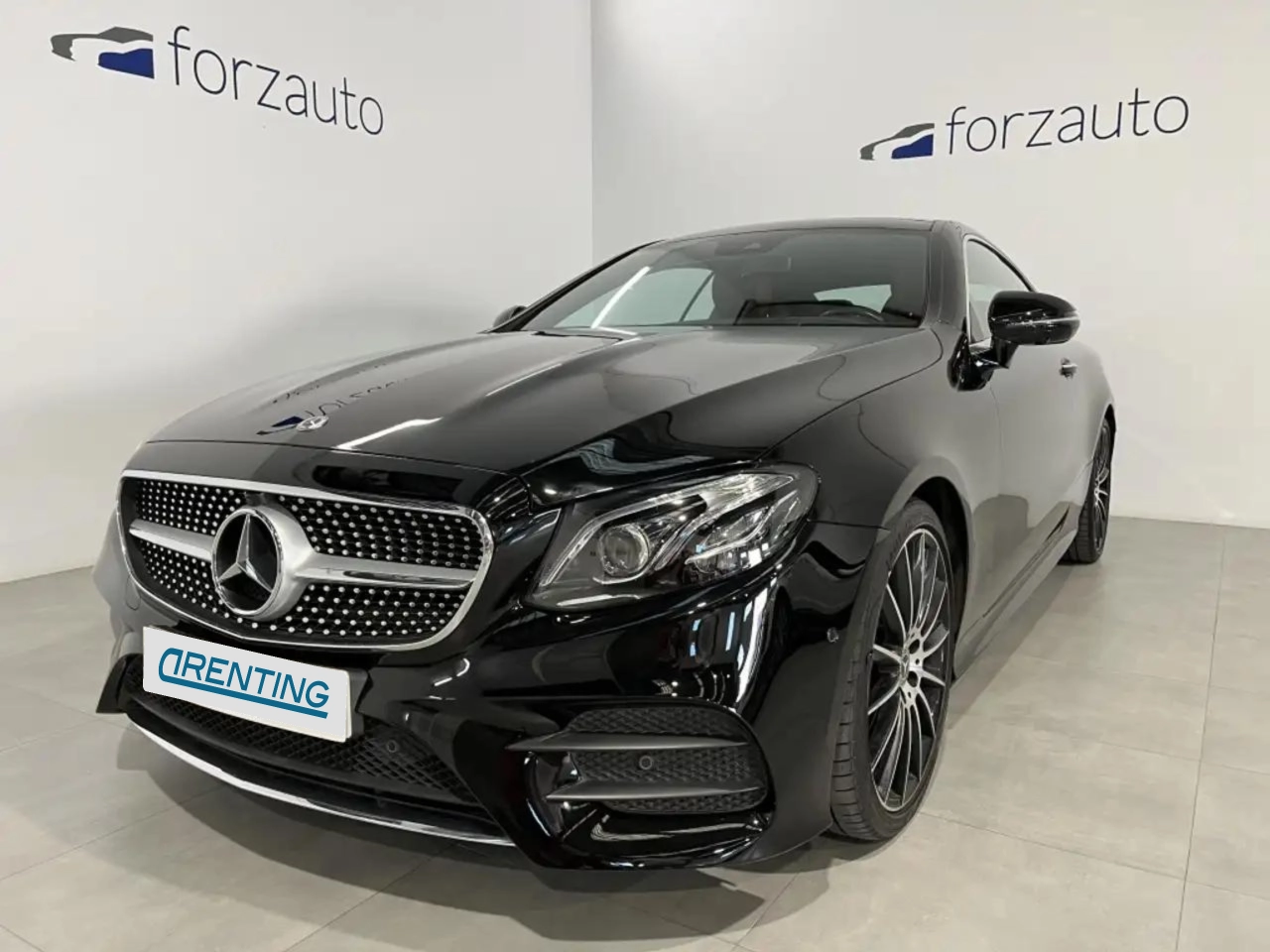 Renting Mercedes-Benz E 220 Coupé 220d 9G-Tronic Negro