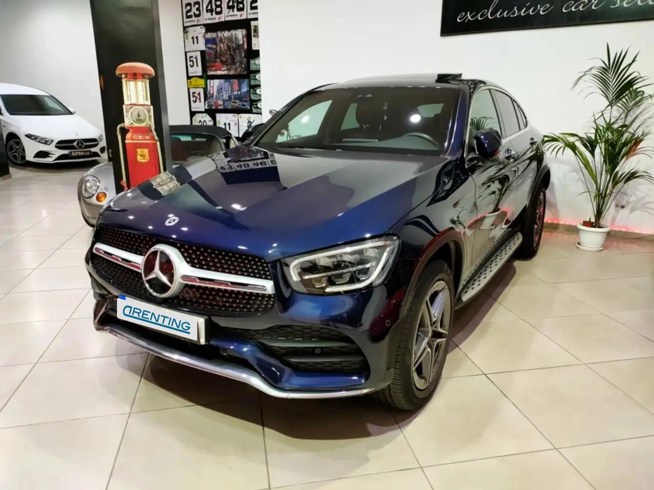 Renting Mercedes-Benz GLC 300 Coupé 300de 4Matic Azul