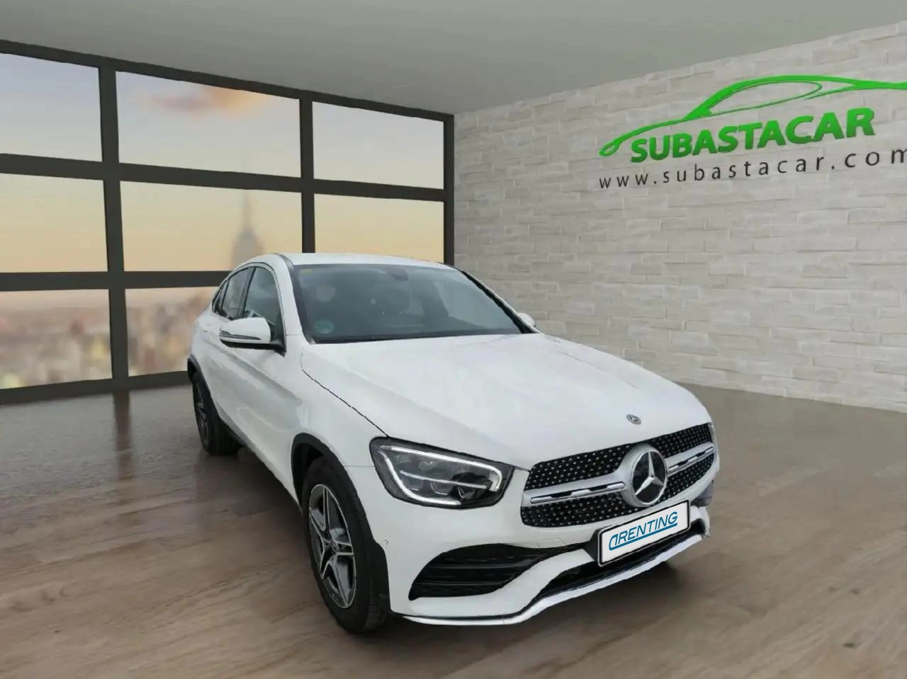 Renting Mercedes-Benz GLC 220 COUPÉ d 4MATIC Blanco