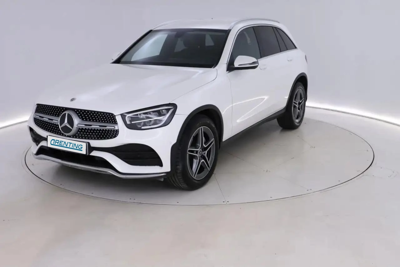 Renting Mercedes-Benz GLC 220 d 4MATIC Blanco