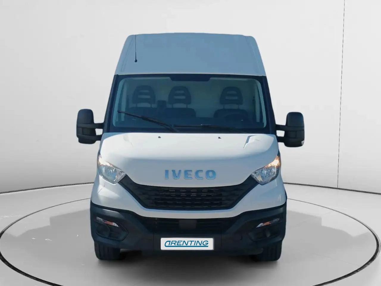 Renting Iveco Daily 35 S 14S Blanco 2