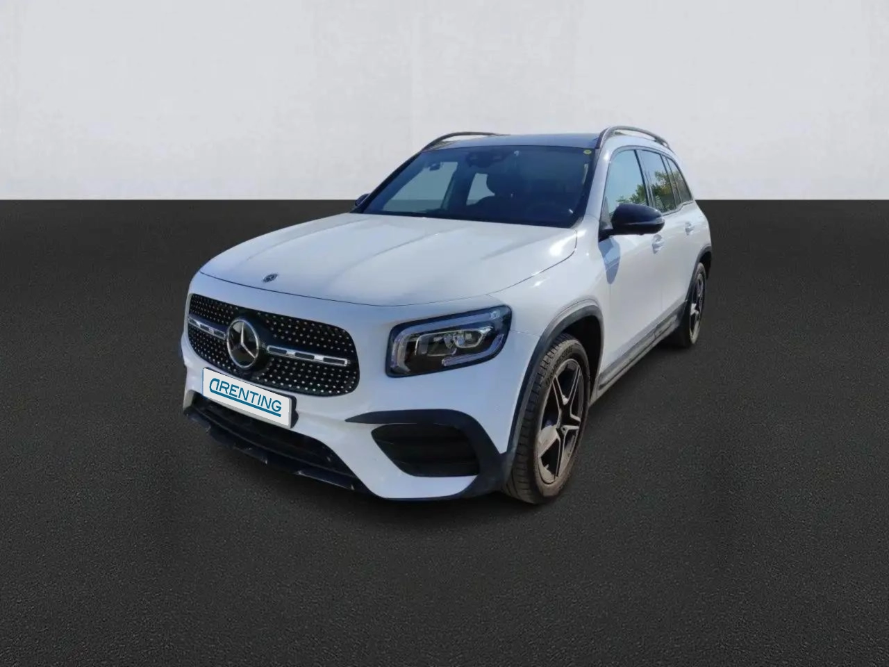 Renting Mercedes-Benz GLB 200 MERCEDES  2.0  250 4MATIC DCT 165KW (224CV) Blanco