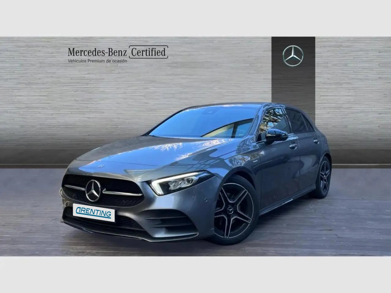 Renting Mercedes-Benz A 180 2