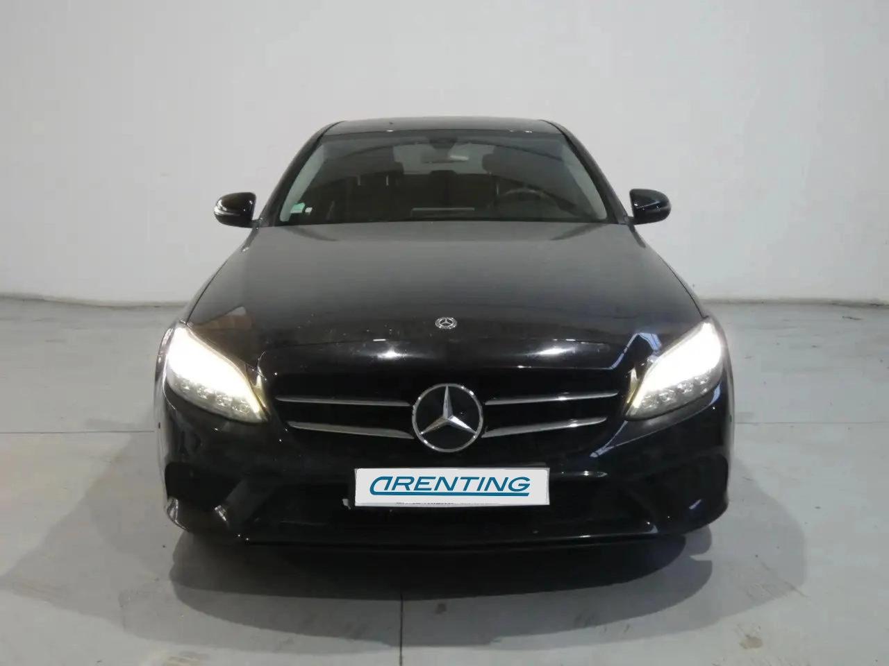 Renting Mercedes-Benz C 180 Negro 1