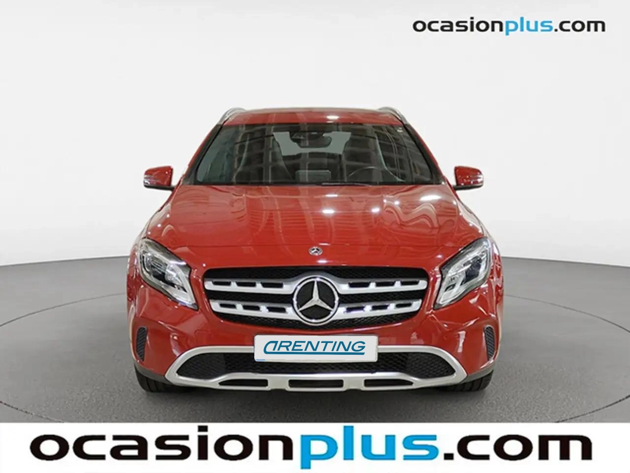 Renting Mercedes-Benz GLA 180 Rojo 1