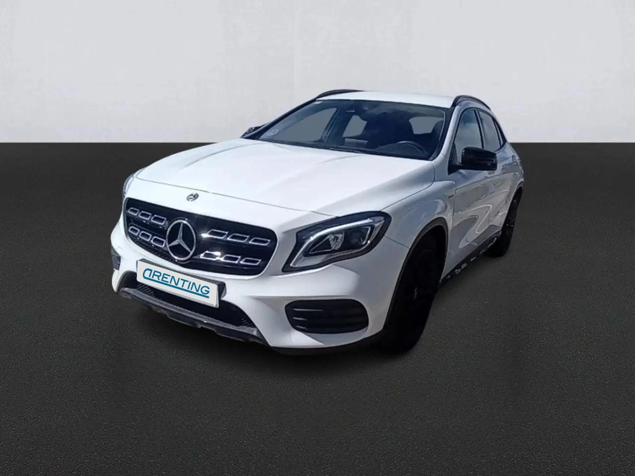 Renting Mercedes-Benz GLA 180 MERCEDES -CLASS Blanco