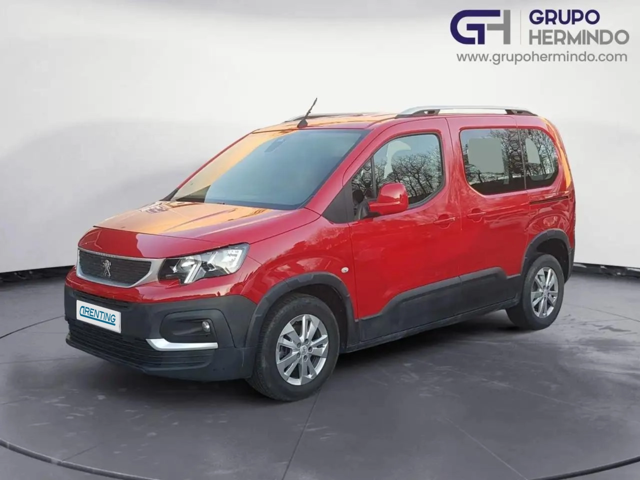 Renting Peugeot Rifter NAV + BLUE HDI 100 CV STANDARD Rojo