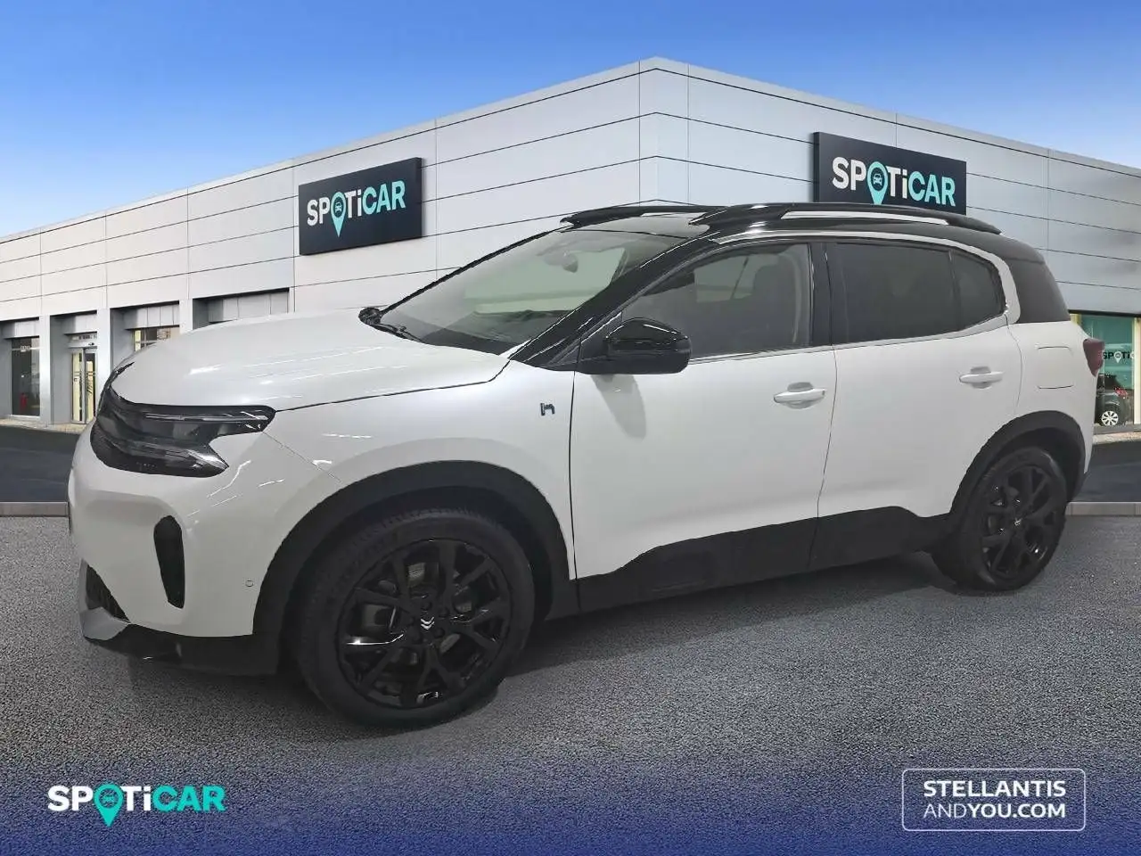 Renting Citroen C5 Aircross Plug-in Hybrid 225 e-EAT8 Max Blanco