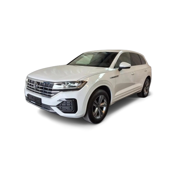 Renting Volkswagen Touareg r-line 1