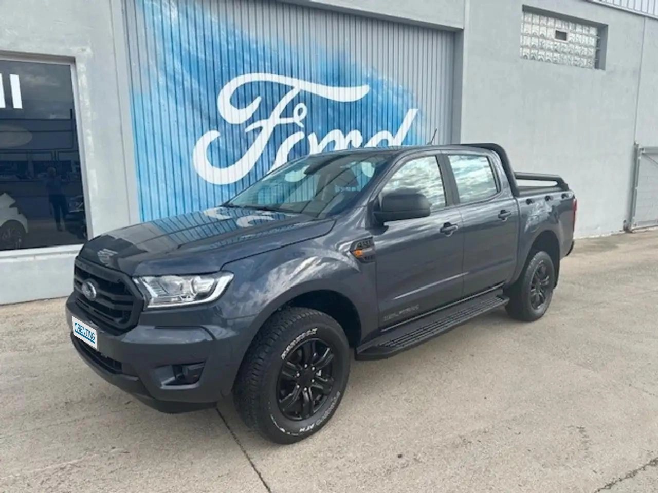 Renting Ford Ranger 2.0 Ecoblue S&S DCb. XLT 4×4 170 Gris