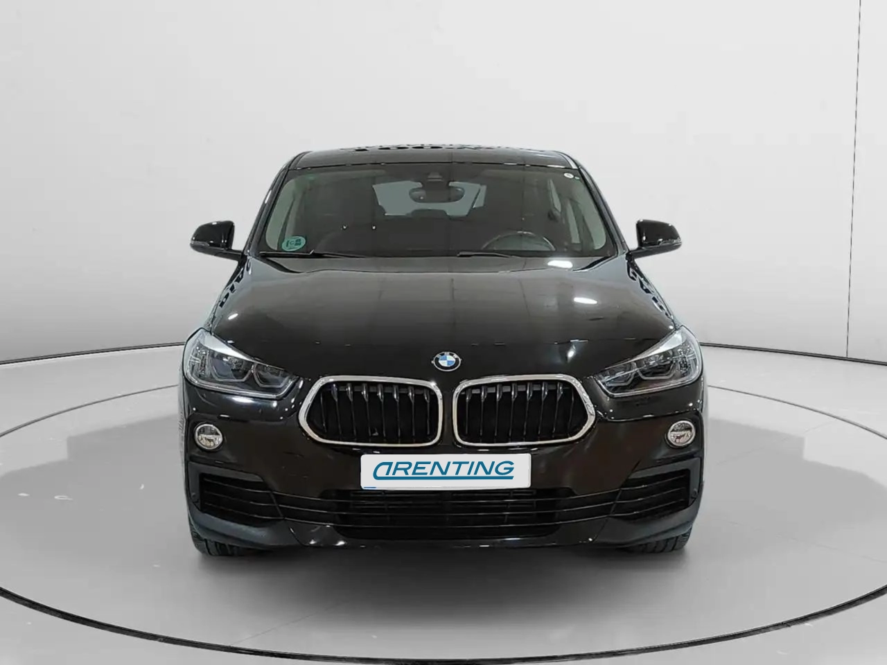 Renting BMW X2 sDrive 18dA Advantage Negro