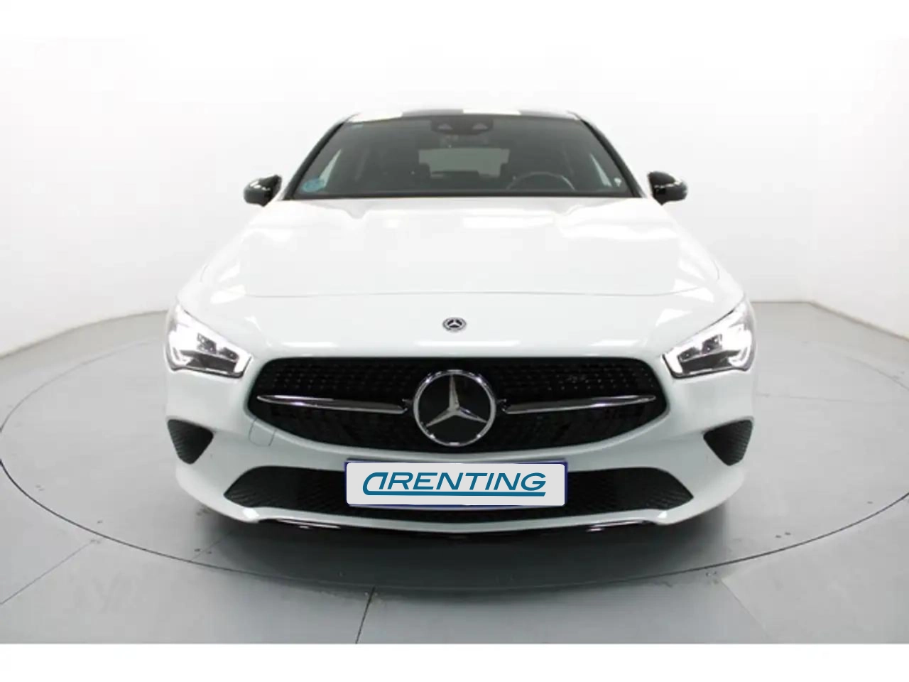 Renting Mercedes-Benz CLA 200 Shooting Brake 200d 8G-DCT Blanco 2