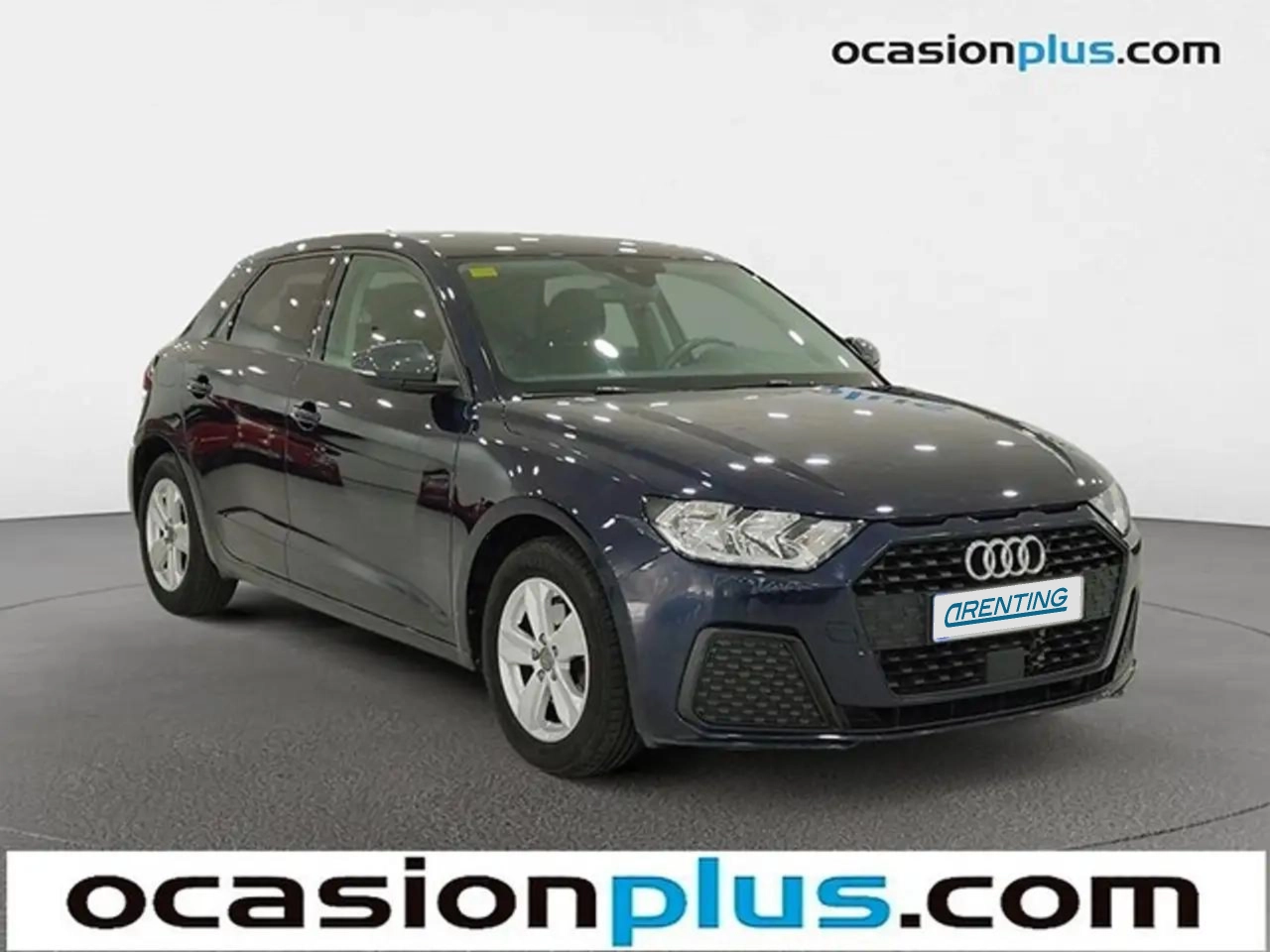 Renting Audi A1 Sportback 30 TFSI S tronic Azul