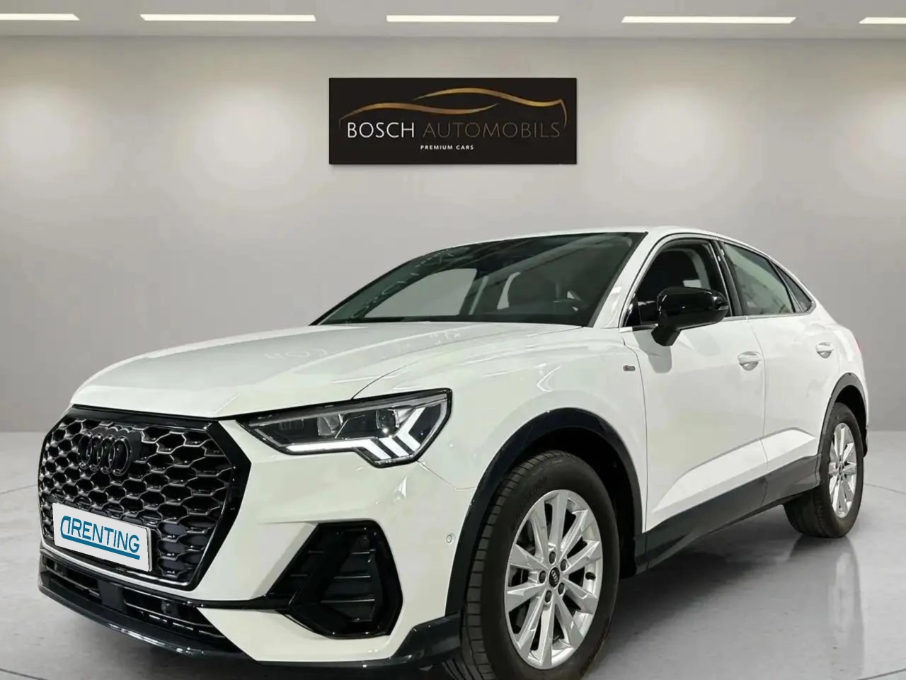 Renting Audi Q3 Sportback 35 TDI Advanced S tronic Blanco 2