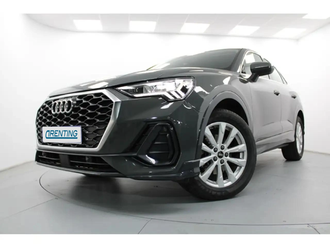 Renting Audi Q3 Sportback 35 TDI Advanced S tronic Gris 1