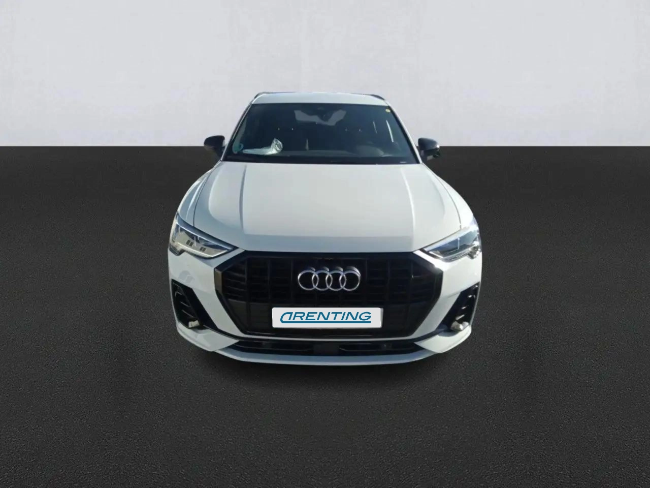 Renting Audi Q3 Sportback 35 TDI Black line Blanco