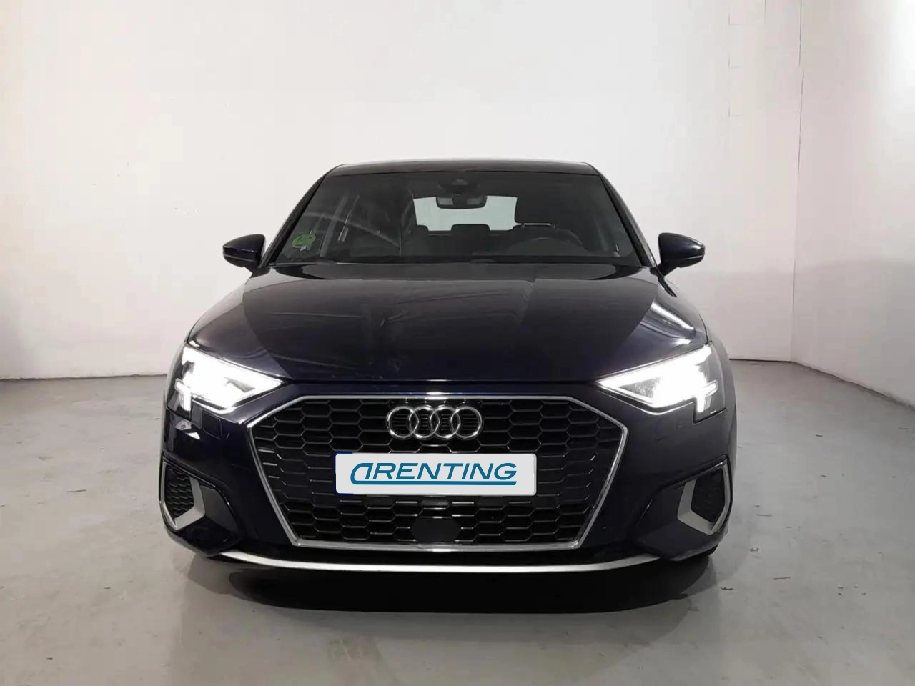 Renting Audi A3 Sportback 35TDI Advanced S tronic Azul