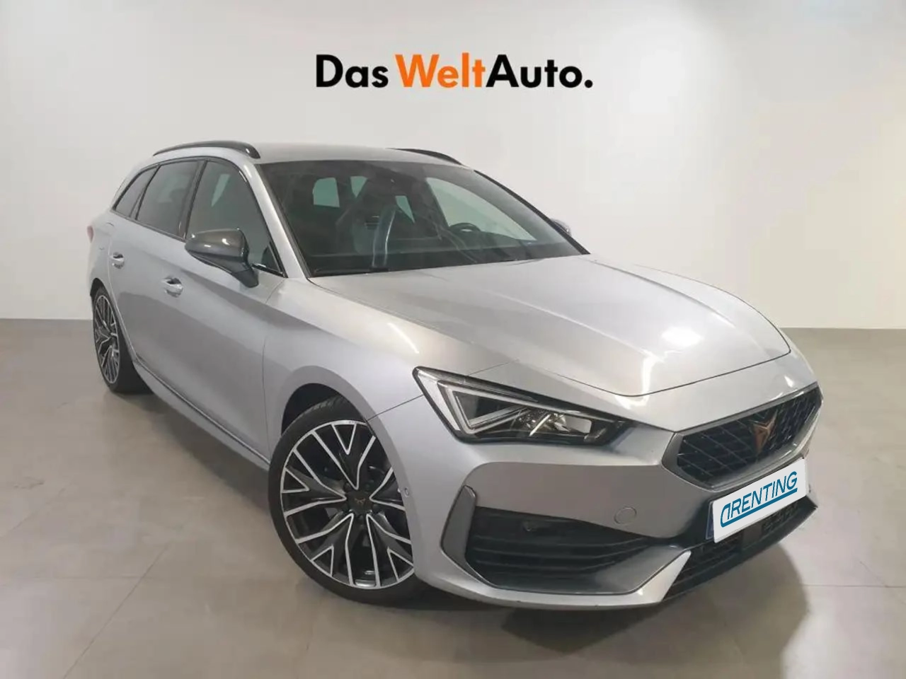 Renting CUPRA Leon Sportstourer 2.0 TSI VZ DSG 228KW Plateado