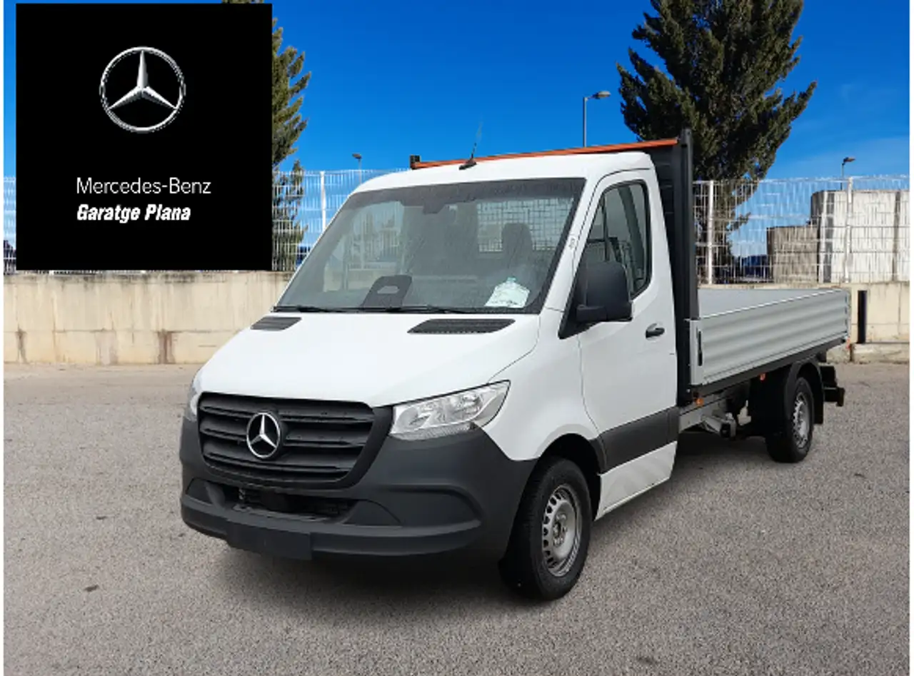 Renting Mercedes-Benz Sprinter Chasis Cabina 311CDI Medio tD Blanco