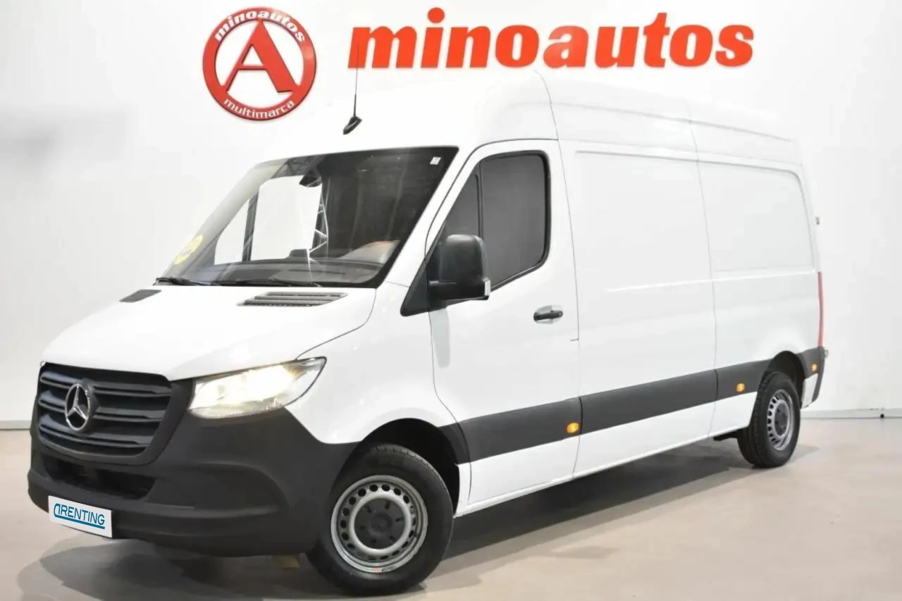 Renting Mercedes-Benz Sprinter FURGÓN 3.5T L2H2 2.0 315 CDI 150 CV RWD Blanco