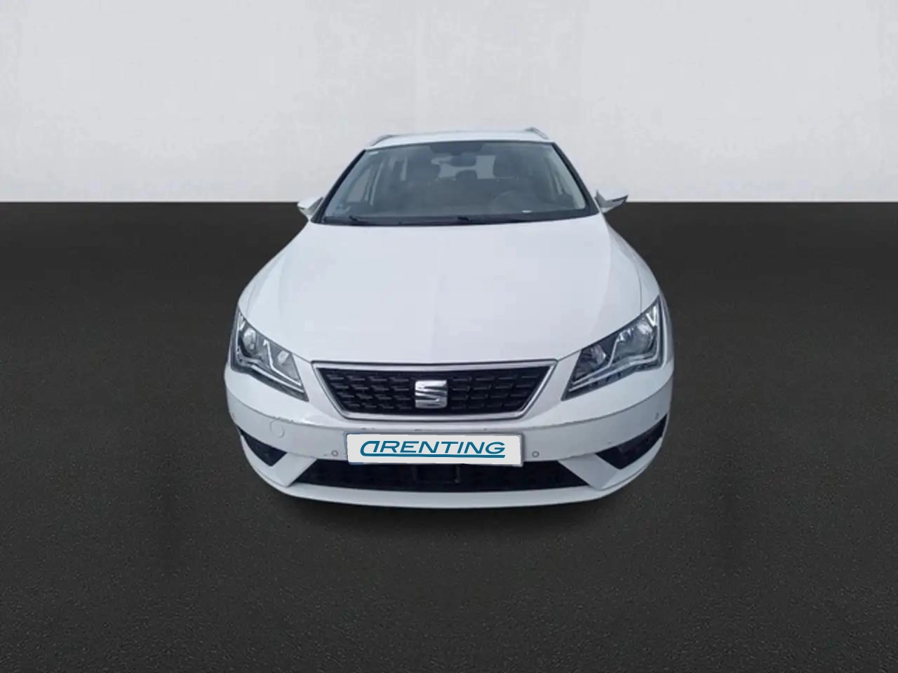 Renting SEAT Leon ST 1.6TDI CR S&S Style 115 Blanco 1