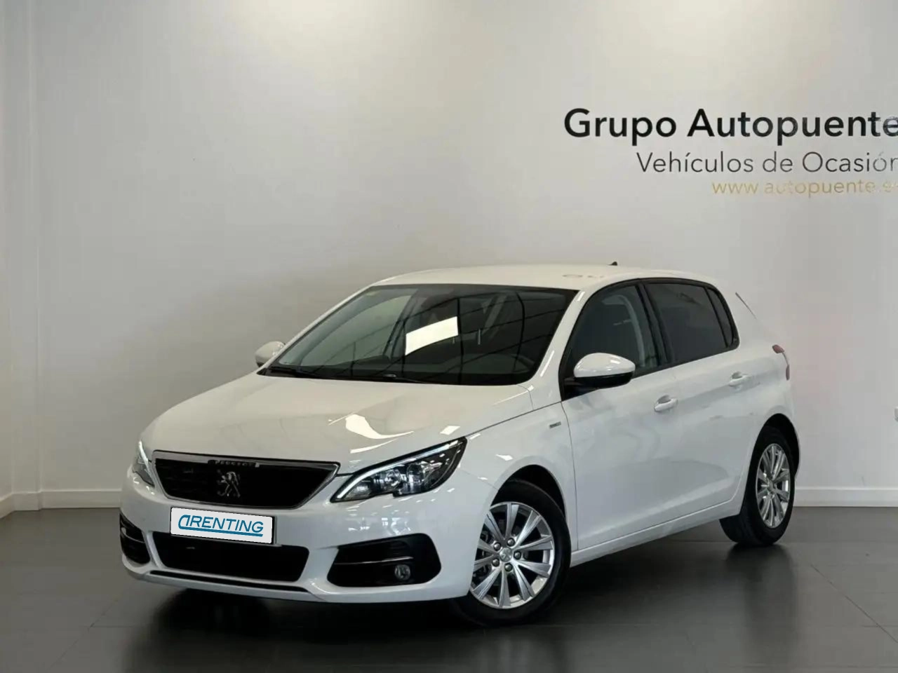 Renting Peugeot 308 STYLE Blanco