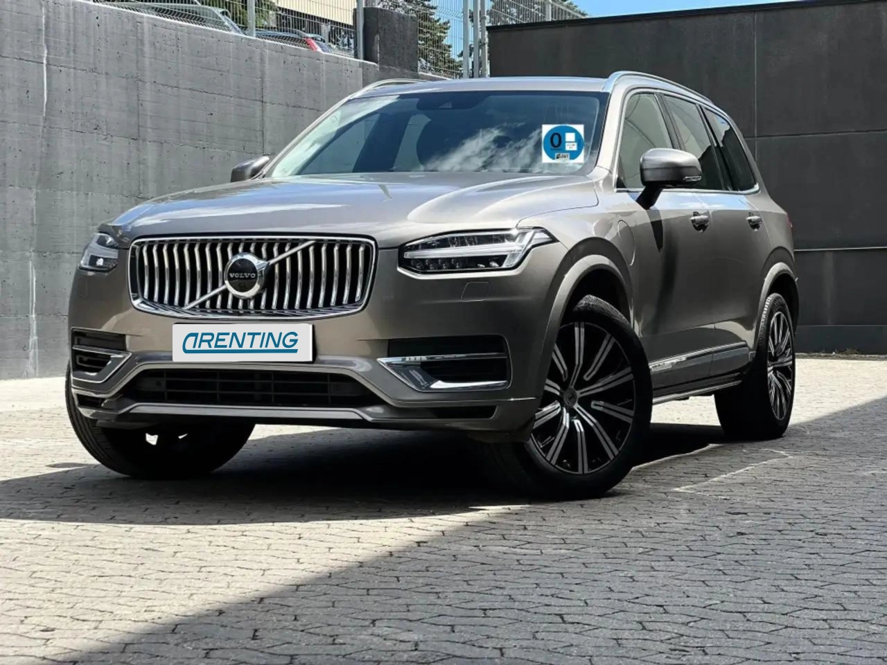 Renting Volvo XC90 T8 Twin Inscription AWD Aut.