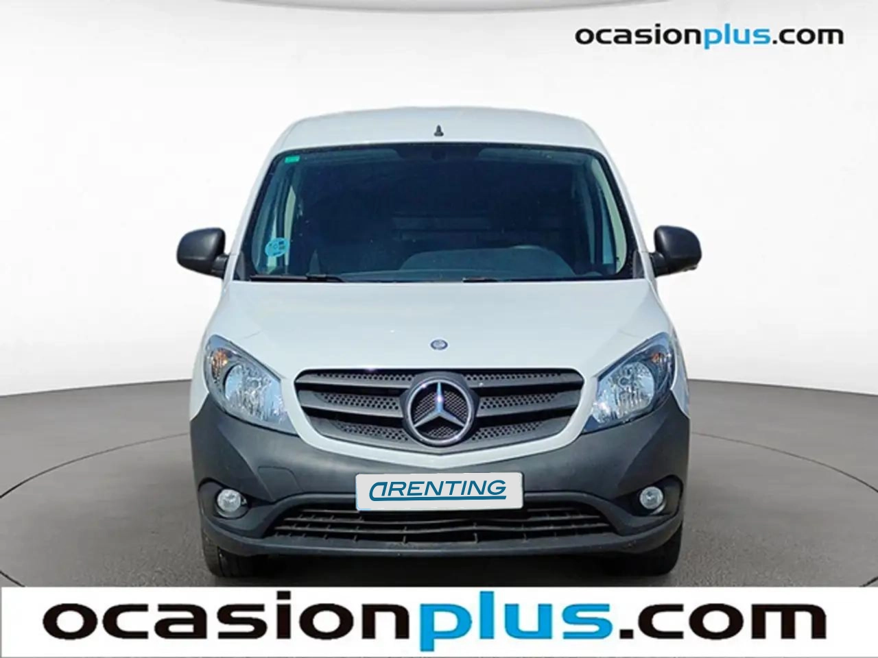 Renting Mercedes-Benz Citan Tourer 109CDI Plus Blanco 3 2