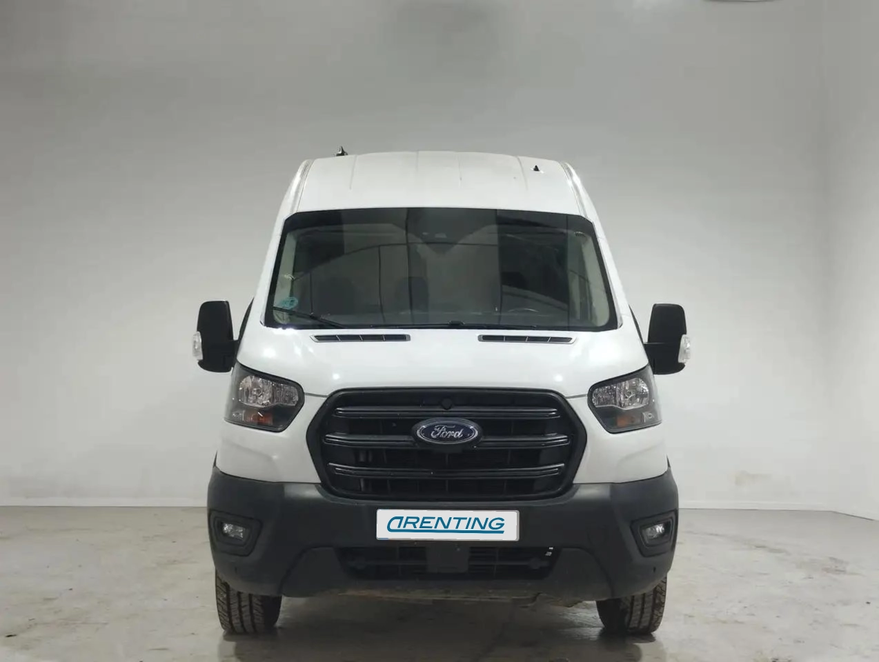 Renting Ford Transit 350 L4 Trend Blanco