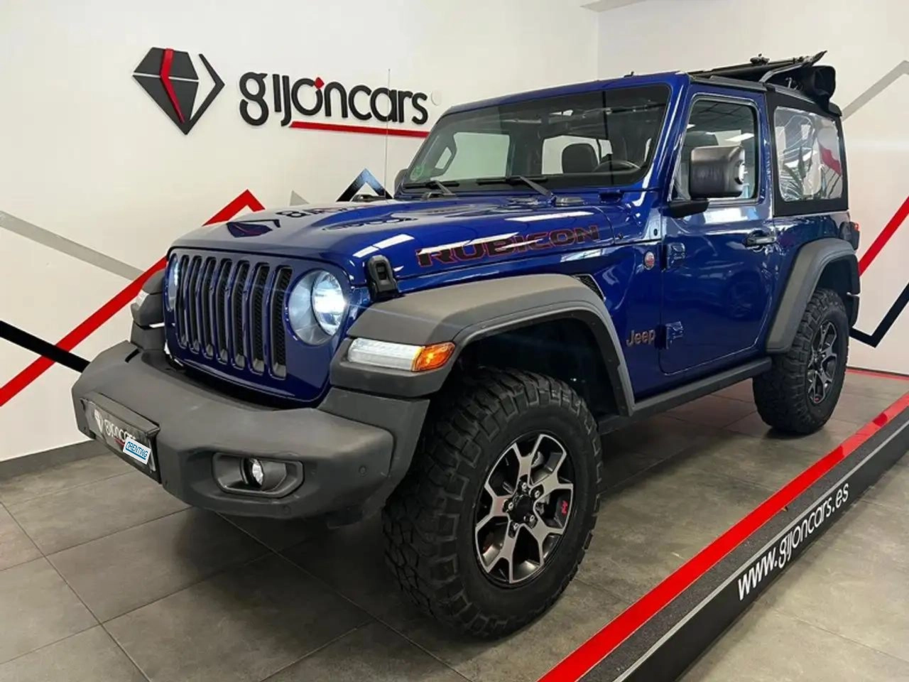 Renting Jeep Wrangler Unlimited 2.0T GME Rubicon 8ATX Azul 1