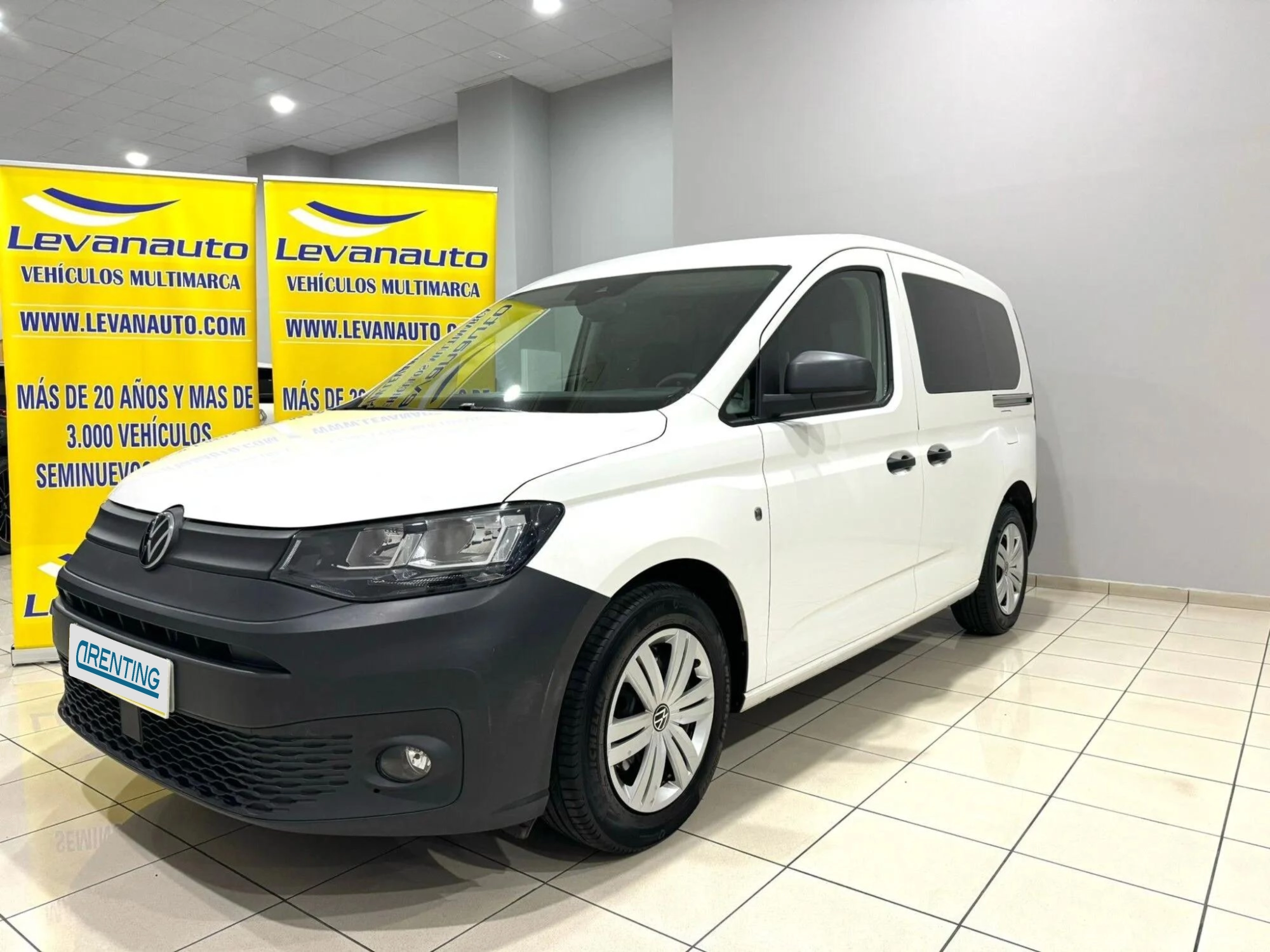 Renting VOLKSWAGEN Caddy 2.0TDI Kombi 75kW 1 1