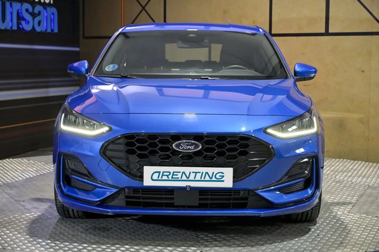 Renting Ford Focus 1.0 Ecoboost MHEV 92kW STLine Auto Azul