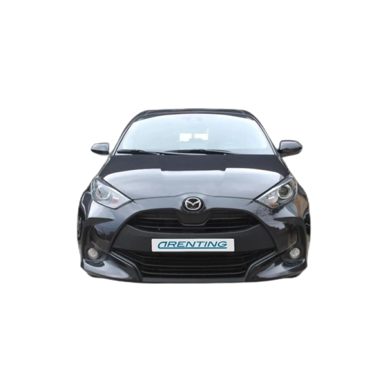 Renting Toyota Yaris 1.5 120H Active Plus Negro 1