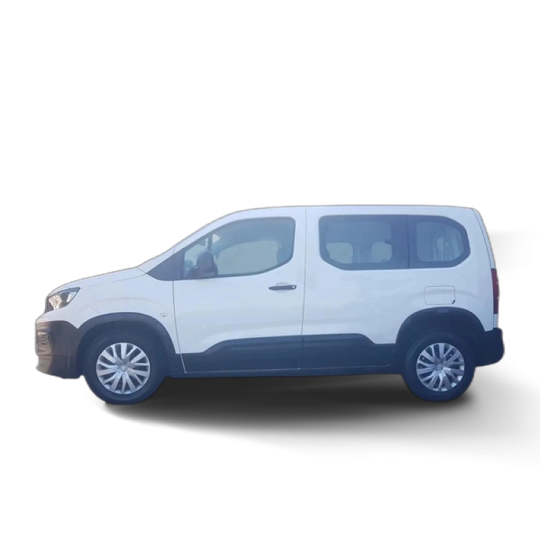 Renting Peugeot Rifter 1.5BlueHDi S&S Standard Active 100 Blanco 4 1