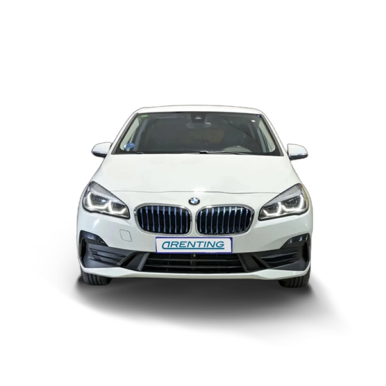 Renting BMW 225 Active Tourer 225xe iPerformance Blanco 1