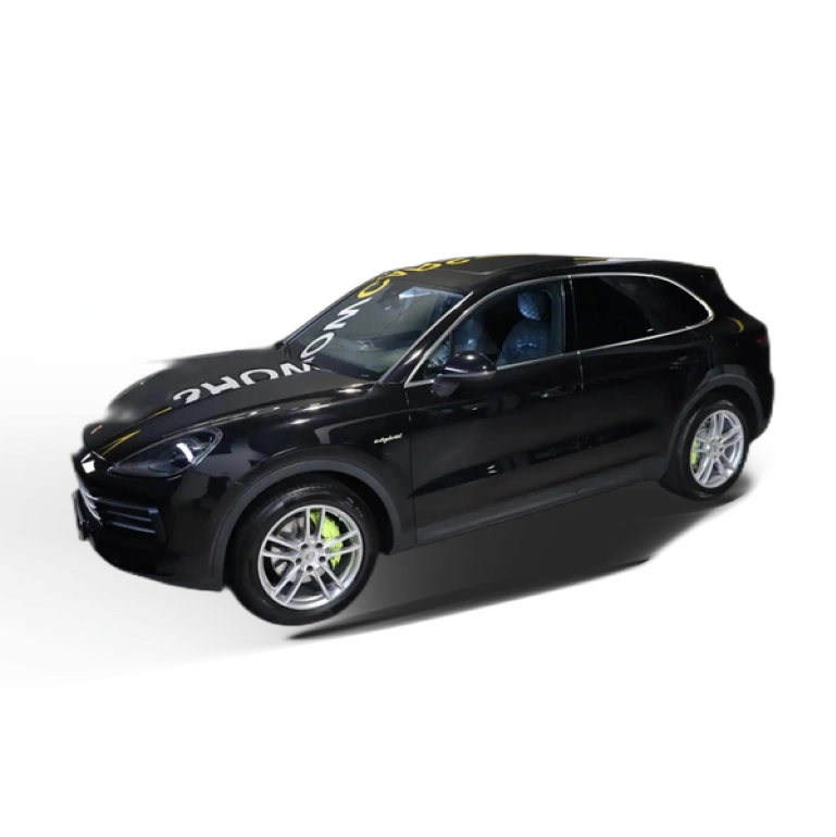 Renting Porsche Cayenne E-Hybrid Aut. Negro 1