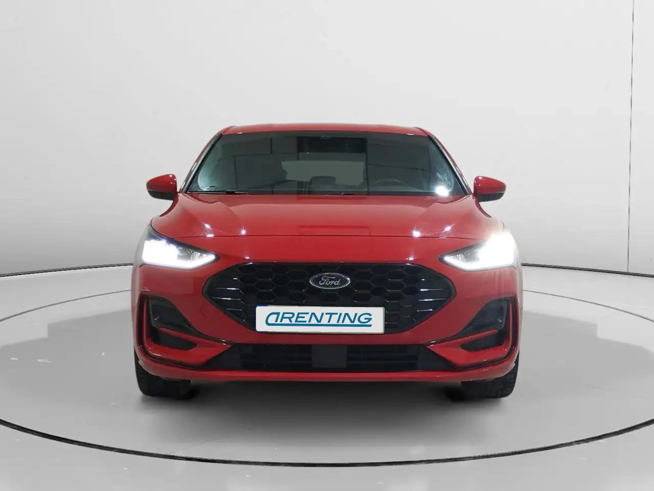 Renting Ford Focus ST-Line Rojo