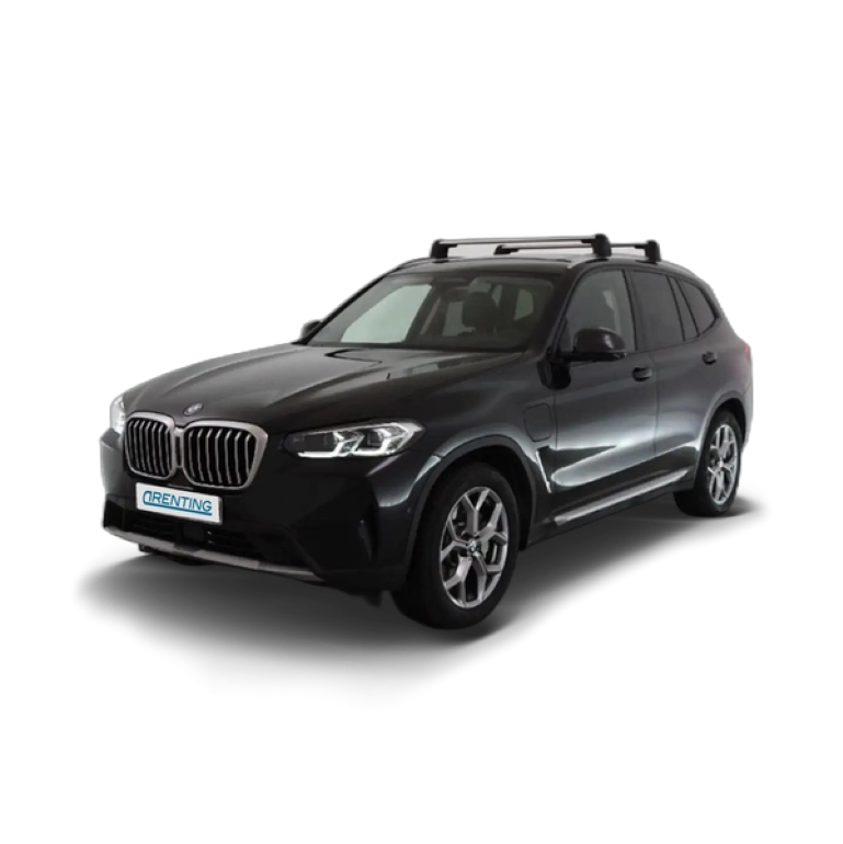 Renting BMW X3 xDrive 30e xLine Negro 1